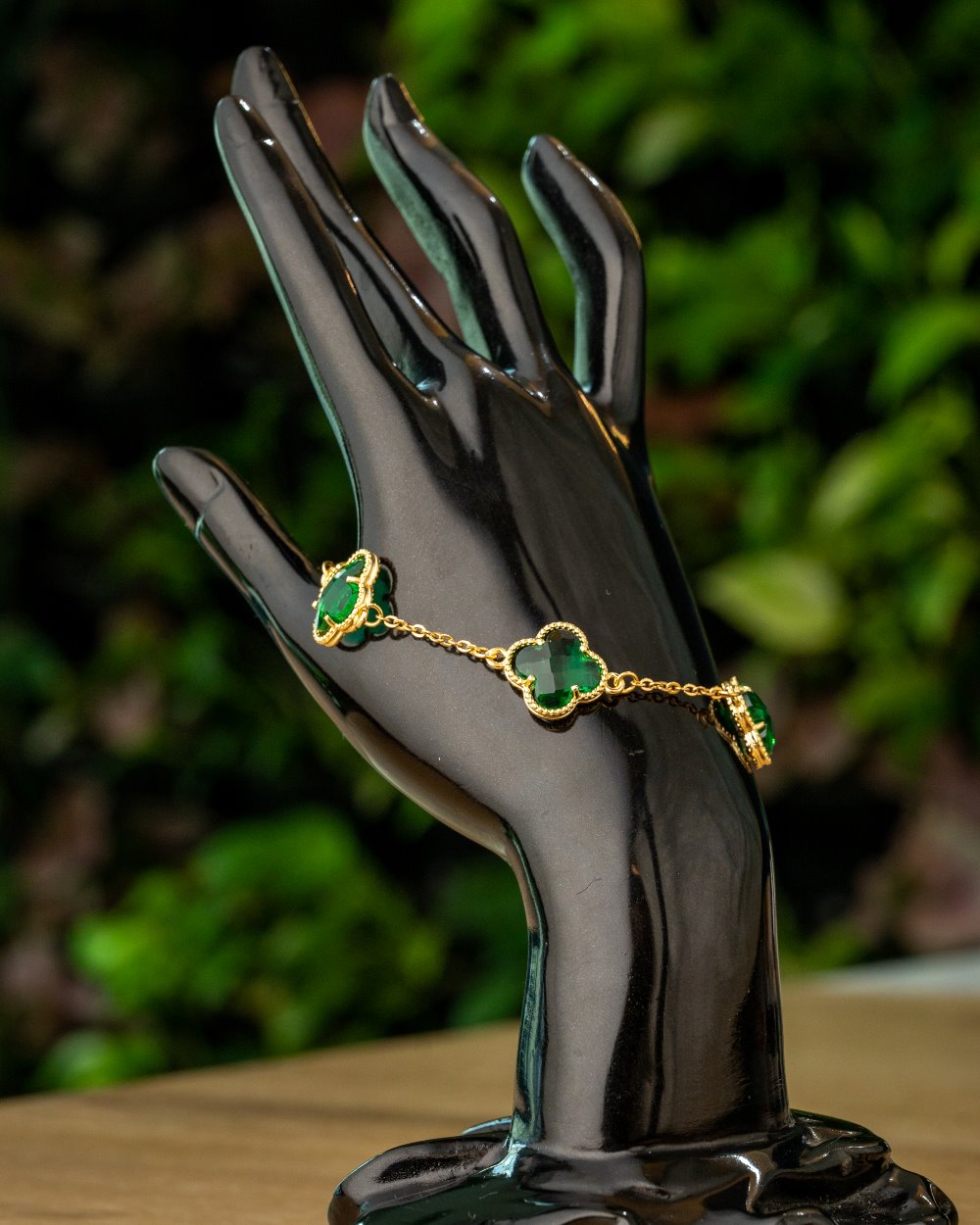Green Clover Stones