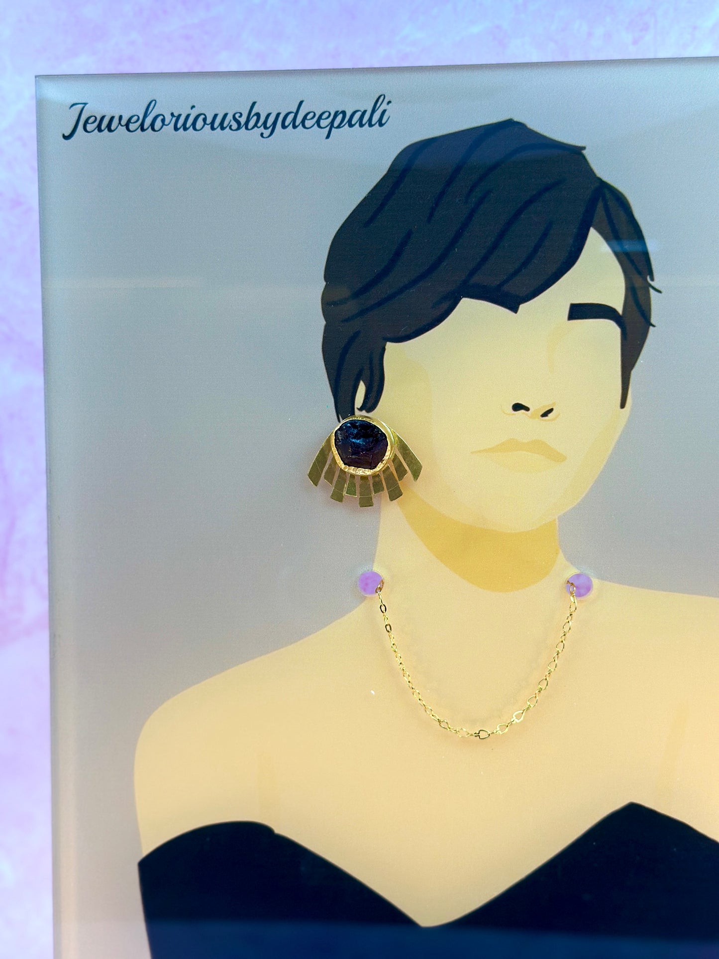 Black Round Stone Studs With Gold Lines