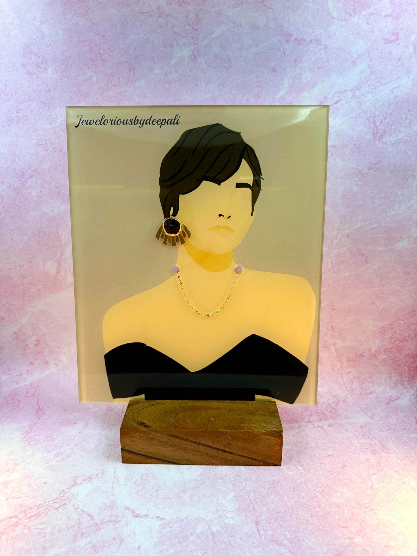Black Round Stone Studs With Gold Lines
