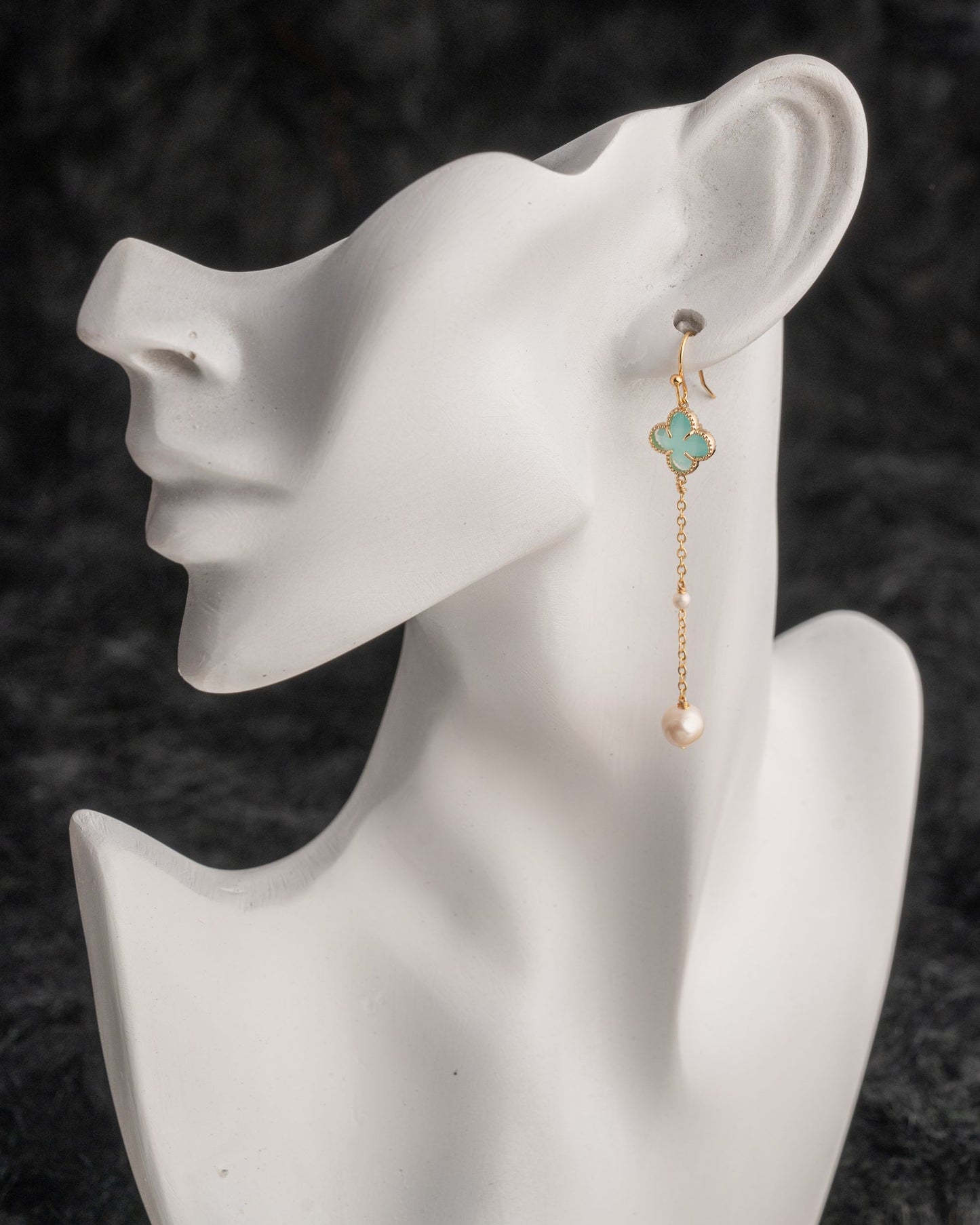 Clover Light Blue Stone & Pearls