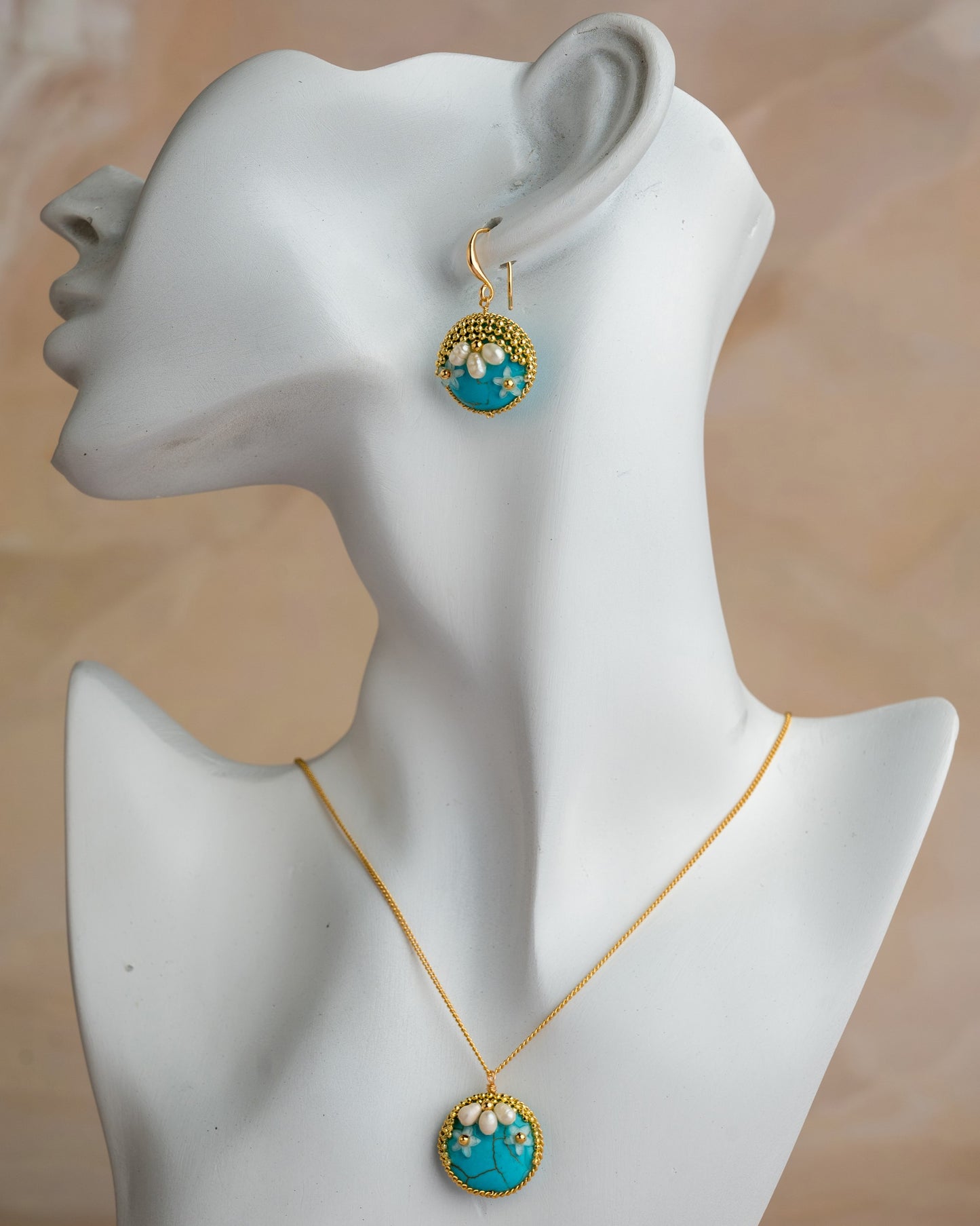 Blue Stone With Pearl Work