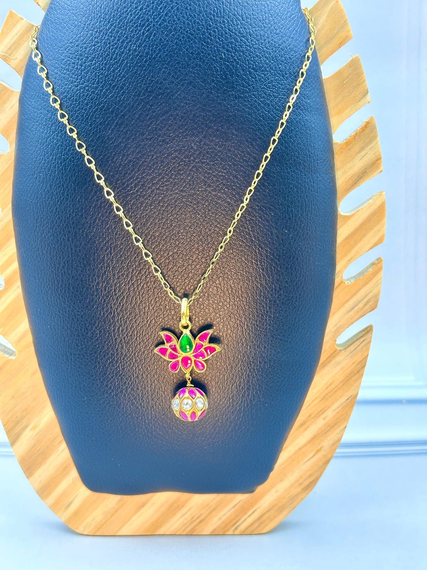 Green & Pink Kundan Lotus With Kundan Work Ball Hanging
