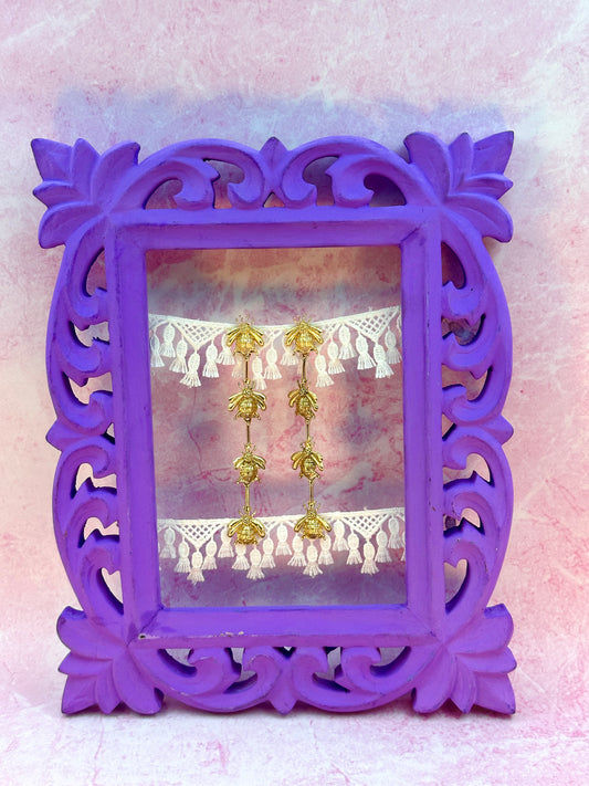 Ear - Gold Bee Long Hanging