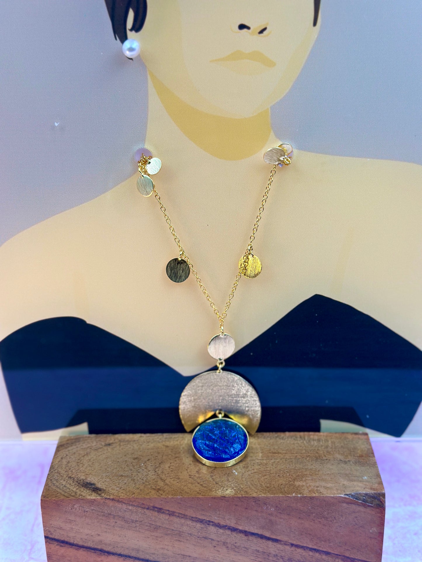 Gold Chain With Big Navy Blue Stone