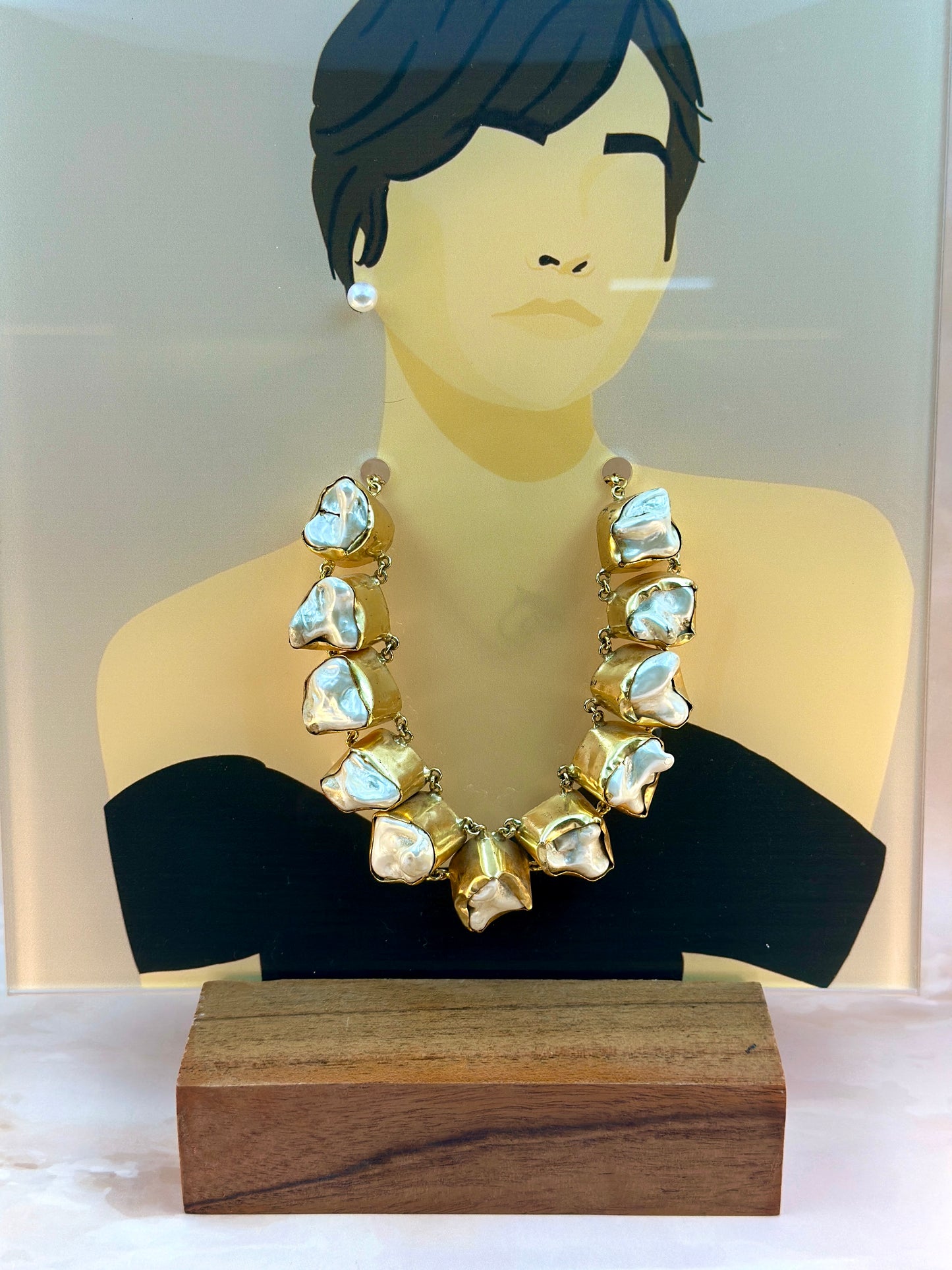 Big White Pearl Necklace