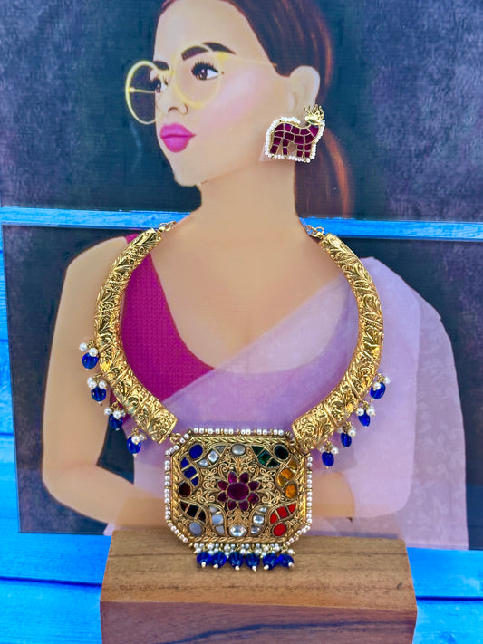 Gold Hasli With Pink Kundan Work